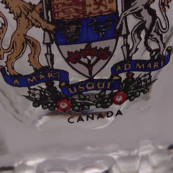 Set of Two(2) Canada A Mari usque ad Mare Shot Glasses with Gold Rim - Picture 11 of 11